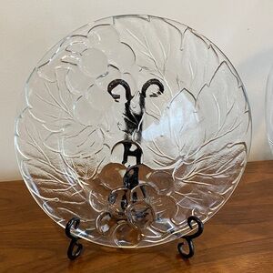 KIG vintage 4 clear glass embossed dinner plates grape and leaf design 10.5”